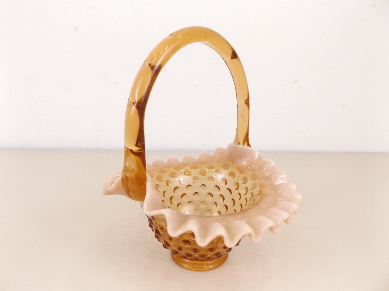 lot 18 image: Fenton Amber Glass 7 Basket