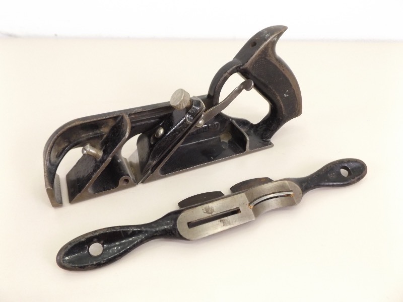 lot 52 image: Vintage Stanley Rule Spokeshave and Millers Falls #85 Plane