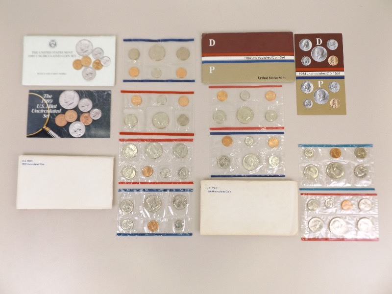lot 96 image: 1989, 1984, 1981, and 1980 P and D U.S. Mint&nbspSets