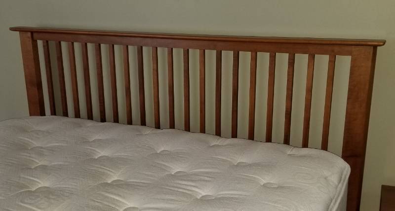 lot 16 image: Prairie Mission Style Queen Bed by Nadeau