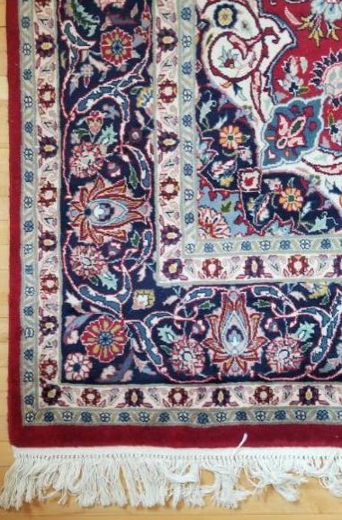 lot 23 image: Gorgeous Kashan Handmade Area Rug  6 x 92