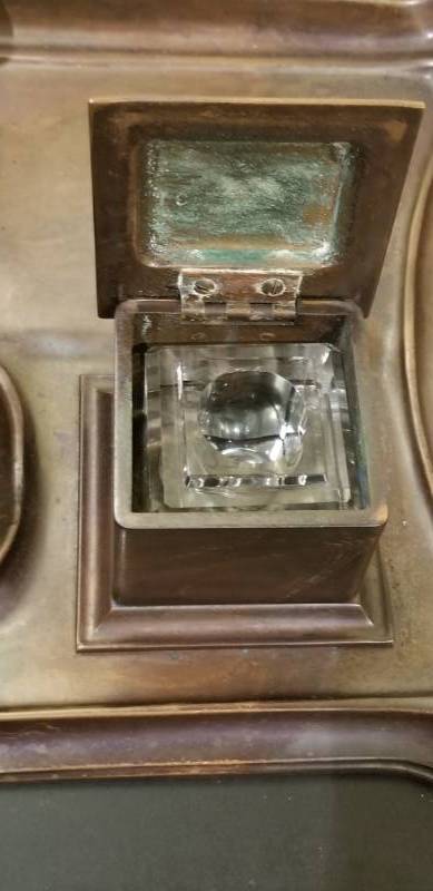 lot 32 image: Vintage Art Deco Copper Executive Desk Set