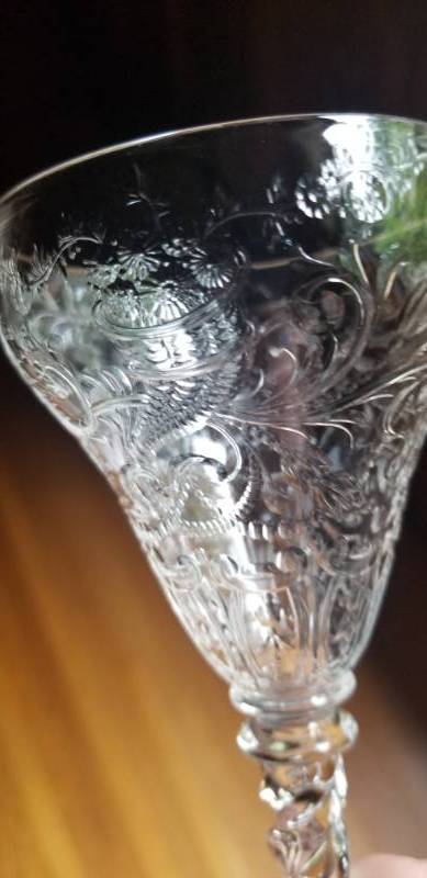 lot 29 image: Lobmeyer Moser Bohemiam Art Wine Glass