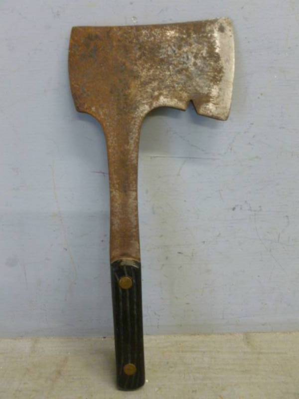 lot 26 image: Vintage Camp Ax