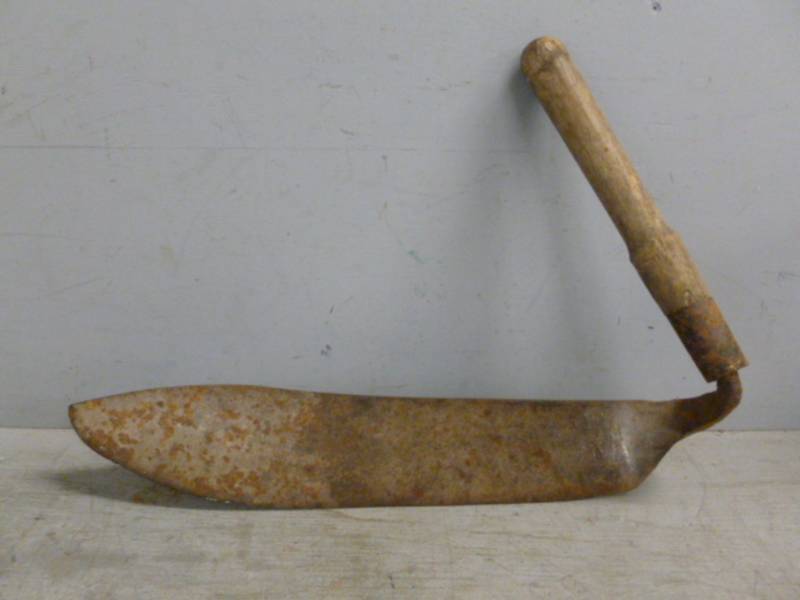 lot 158 image: Antique Tobacco Knife