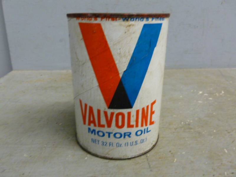 lot 164 image: Vintage Oil Can