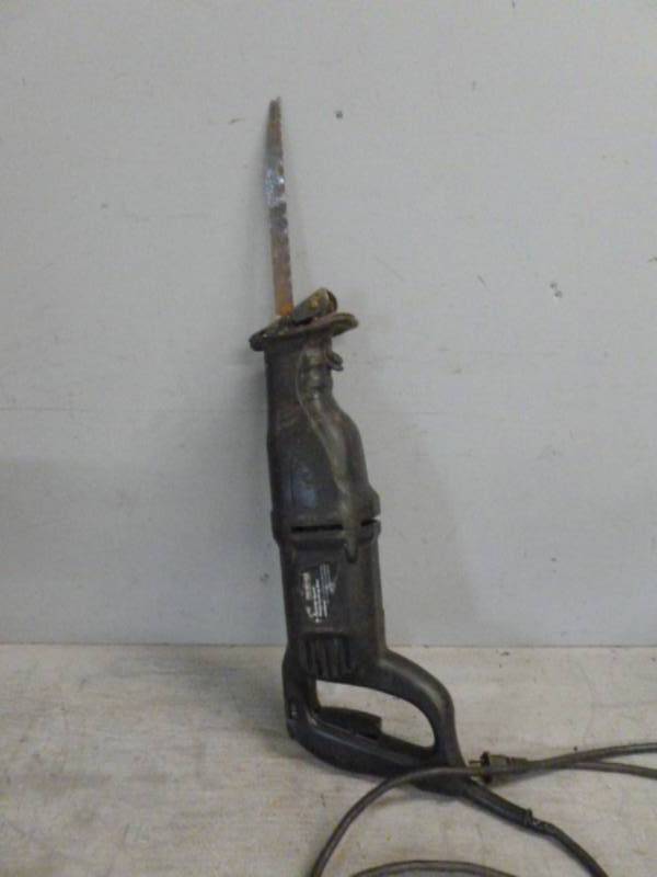 lot 215 image: Power Tool