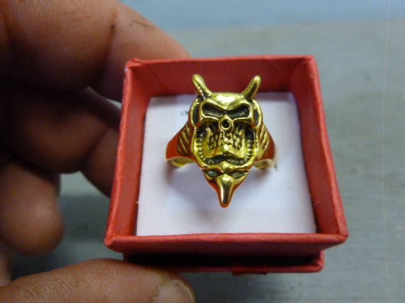 lot 226 image: Biker Ring