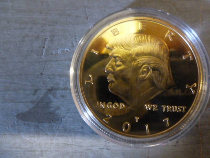 lot 242 image: Collector Coin
