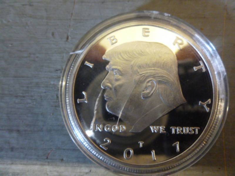 lot 243 image: Collector Coin