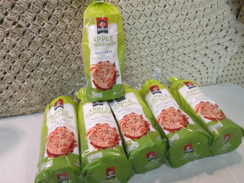 lot 33 image: 6 Packs of Apple Cinnamon Rice Cake...