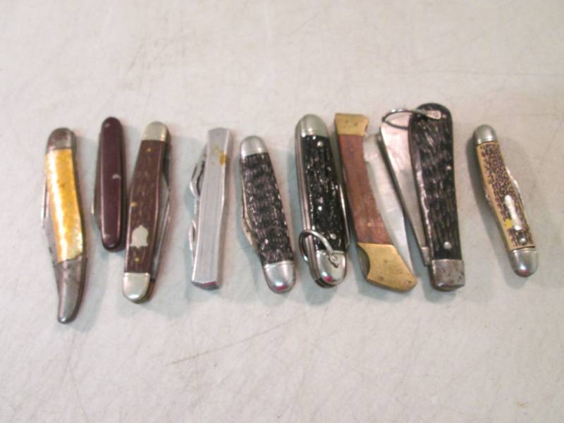 lot 71 image: Lot of 9 Vintage Pocket Knives  RMD...