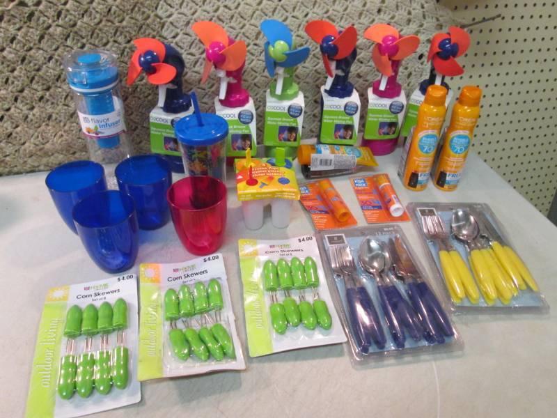 lot 84 image: Assorted Lot of Misc See Photos  D-...