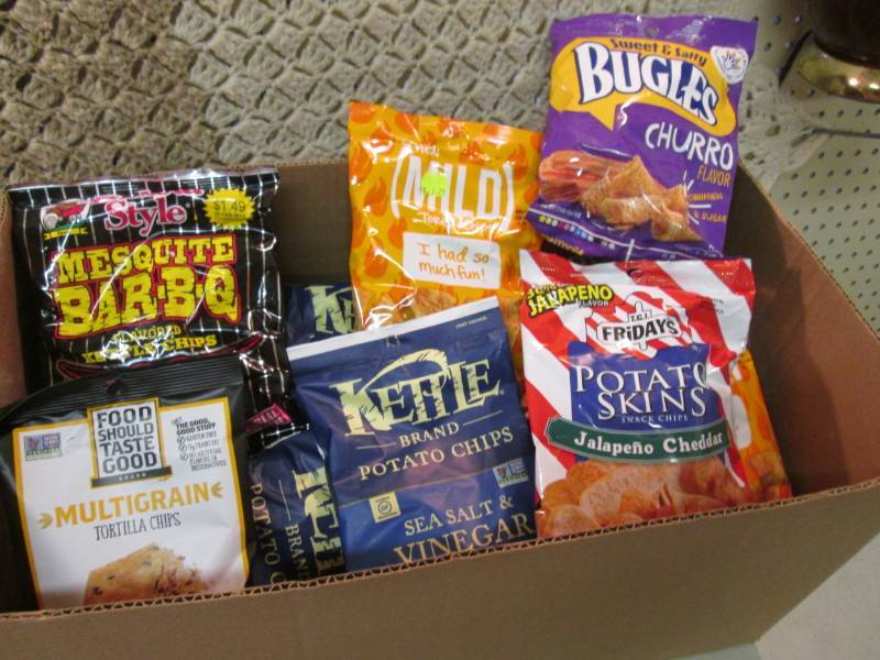 lot 128 image: Box Full of Assorted Bags of Chips ...