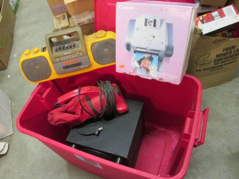 lot 139 image: Sub Speaker, Vac, Radio and Photo P...