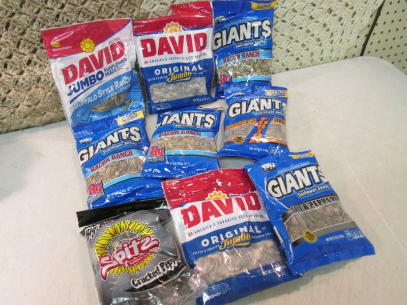 lot 194 image: 9 Assorted Bags of Sunflower Seeds ...