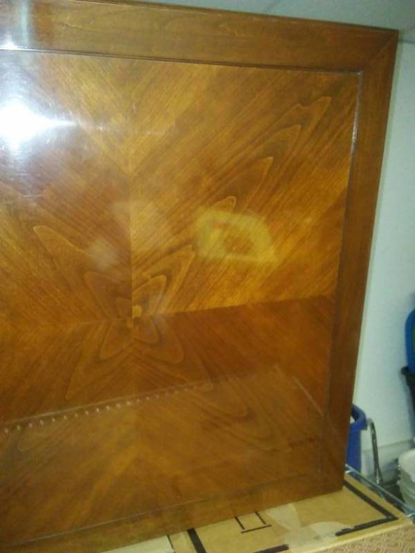 lot 94 image: Solid wood end table
