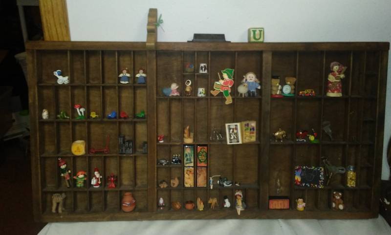 lot 101 image: Vintage Hamilton typeset drawer