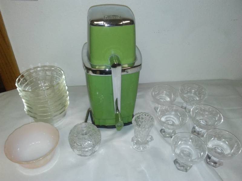 lot 102 image: Miscellaneous kitchen. Vintage Swing Away ice crusher