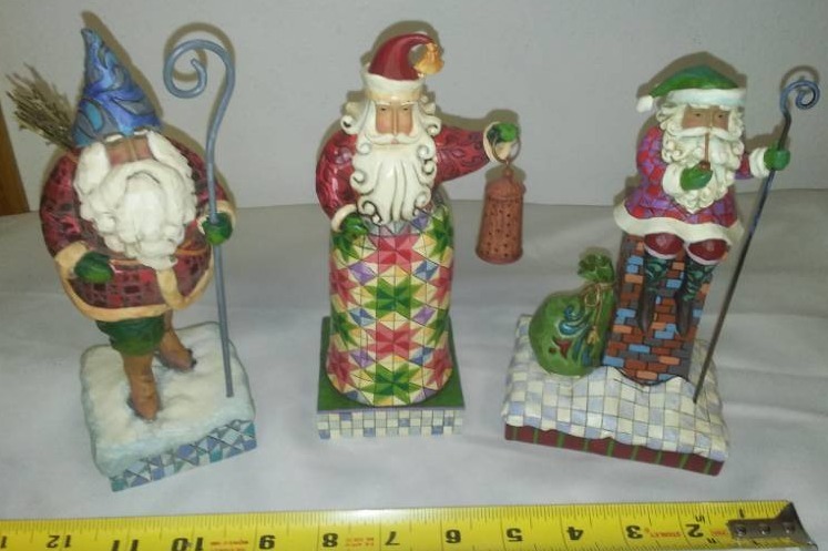 lot 110 image: Jim Shore Christmas Santas - all excellent.