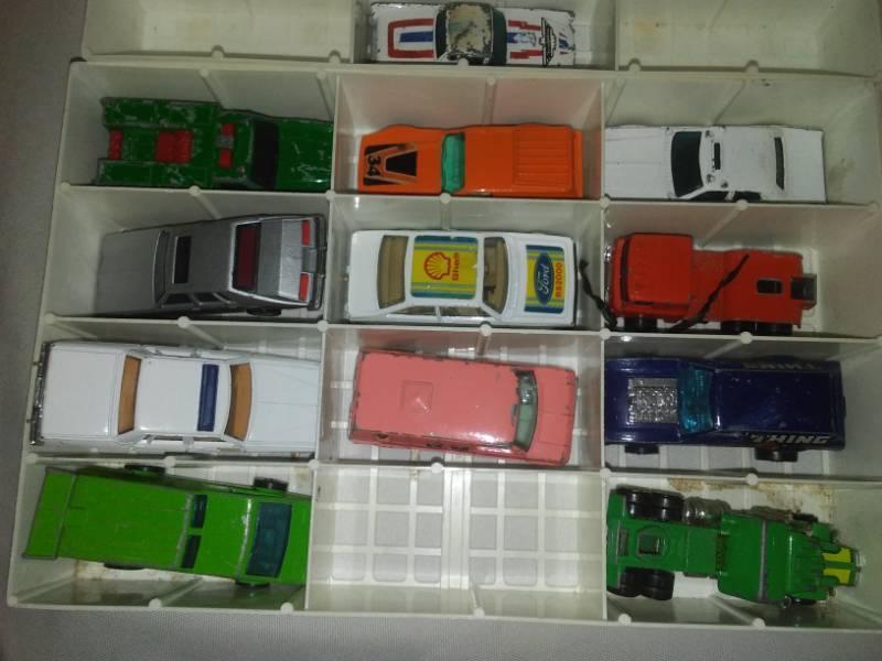lot 113 image: Toys - Matchbox, Hot Wheels, Mega Block Legos and more.