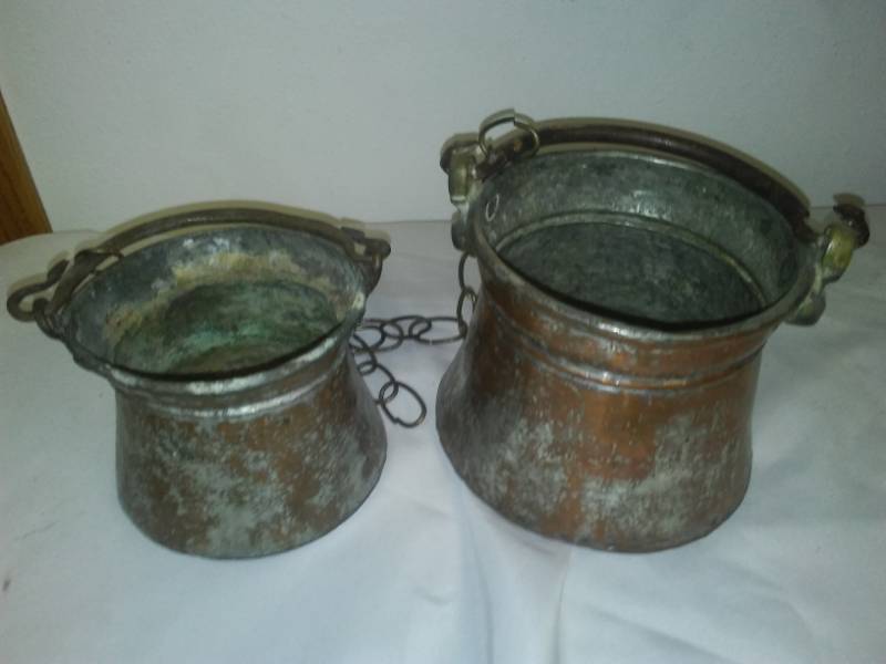 lot 134 image: Two vintage pails - metal.