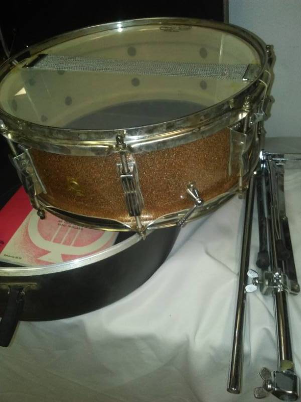 lot 140 image: Vintage 1966 Ludwig snare drum and stand. COPPER