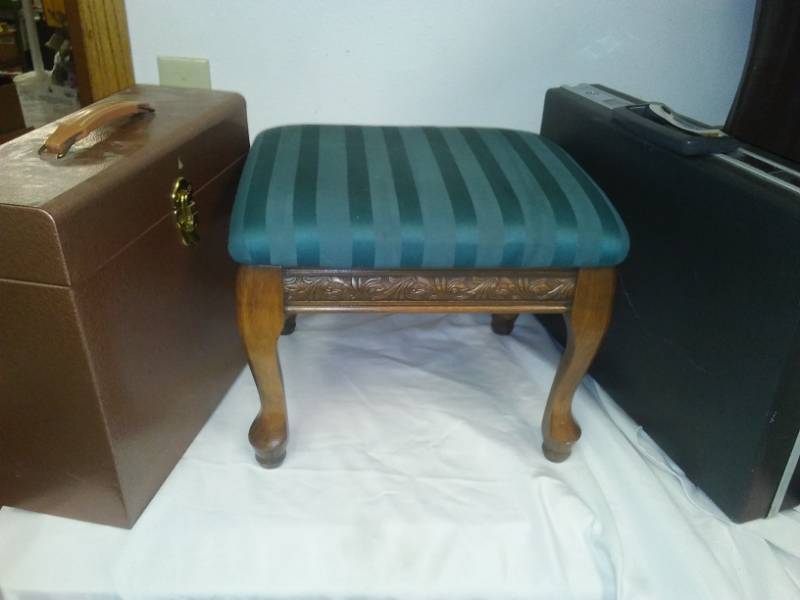 lot 162 image: Stool, briefcase and file Box.