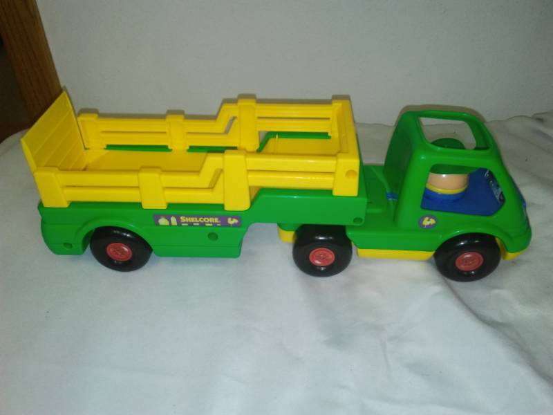 lot 173 image: Shellcore truck - Little Tikes, 15in. Excellent