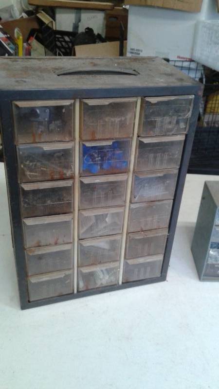 lot 55 image: Lot Of Screw Drawer Compartments
