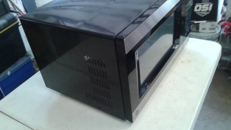 lot 116 image: Microwave, Used, Works