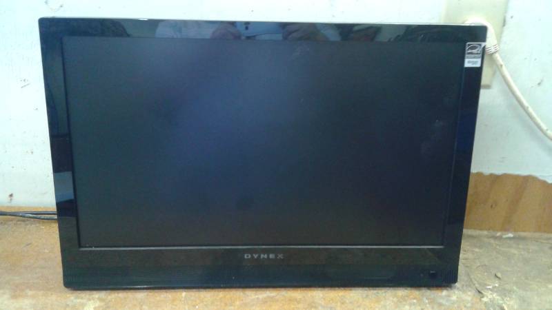 lot 97 image: Dynex 22 LCD Television With A Remote, And Mount