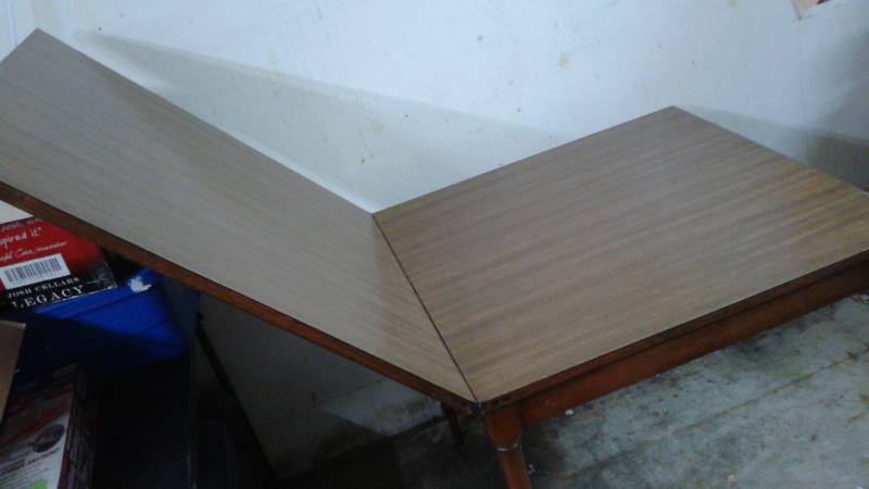 lot 9 image: Vintage Mid Century Formica Barnard & Simonds Game Table, Good Condition, May Show Minor Wear