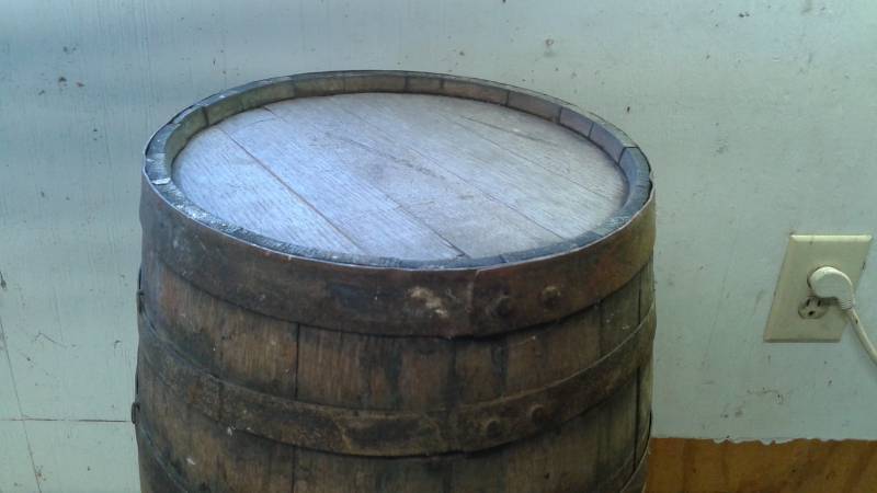 lot 18 image: Small Wood Used Wine Barrel, Empty, Shows Wear