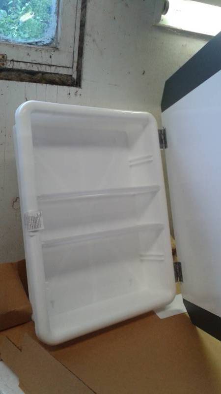 lot 122 image: Bathroom Medicine Cabinet Mirror, Unused