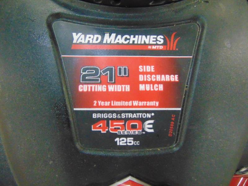 lot 508 image: Yard Machines 125cc OHV 21 Push Mower 11A-A00X700