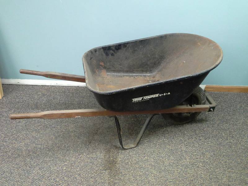 lot 242 image: True Temper 6 cu.ft. Metal Wheelbarrow with Rubber Tire