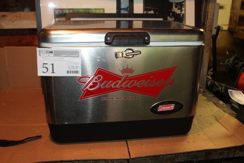 lot 51 image: Budweiser Chrome Ice Chest Cooler