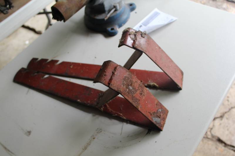 lot 33 image: Ladder Jacks