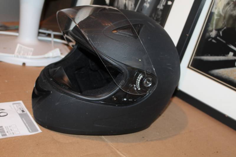 lot 49 image: HCI Full-Face Motorcycle Helmet