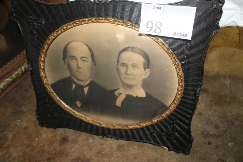 lot 98 image: Decorative Wood Framed Old Portait with Oval Glass
