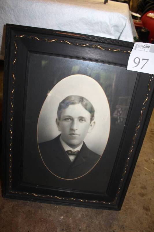 lot 97 image: Old Portait Decorative Wood Frame Oval Matte Wall Art