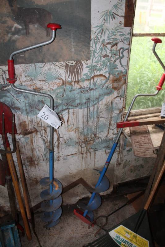 lot 26 image: Lot of (2) Manual Ice Augers
