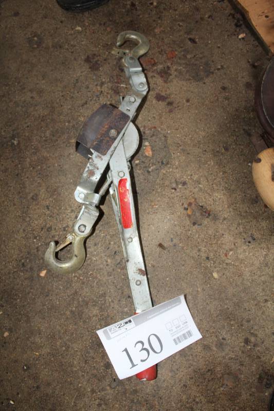 lot 130 image: Manual Winch