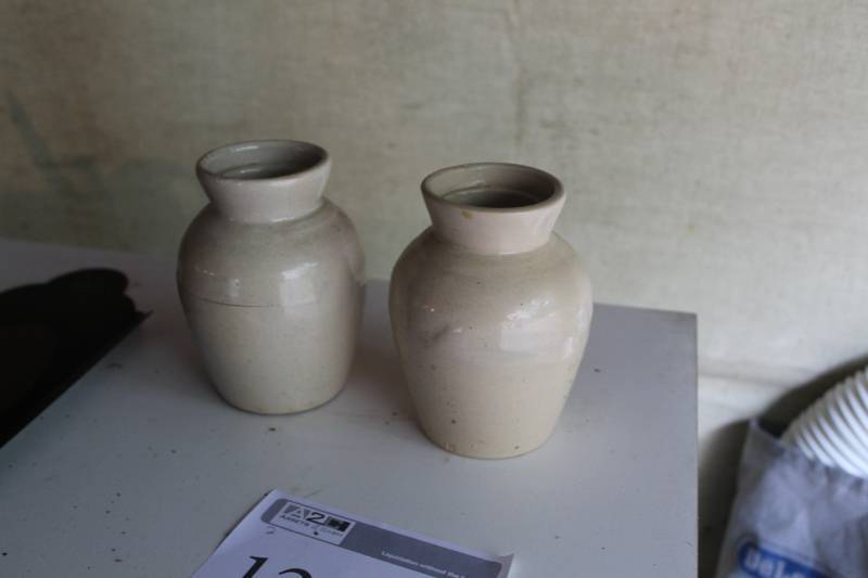 lot 121 image: Lot of (2) Ceramic Vases