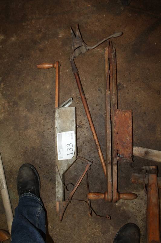 lot 133 image: Old Seeders