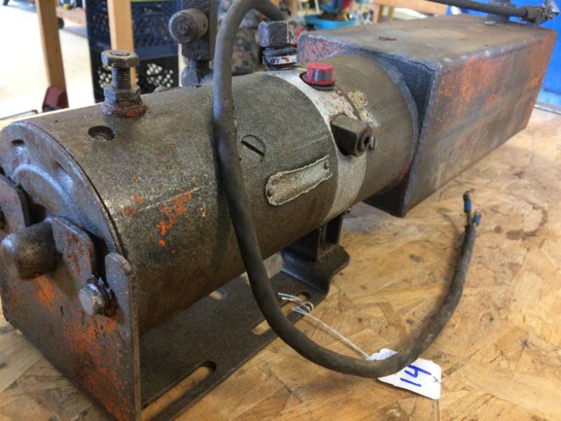 lot 14 image: Hydraulic Motor