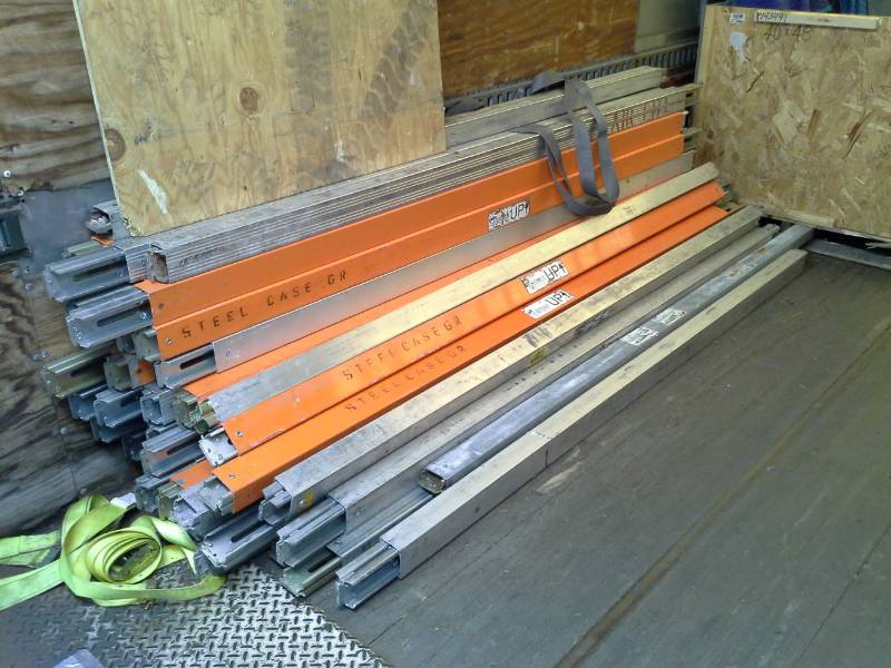 lot 820 image: Lot of (10) E-Track Logistical Decking Beams