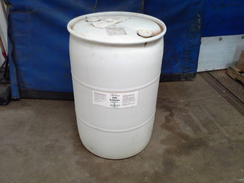 lot 836 image: Plastic 55-Gallon Drum