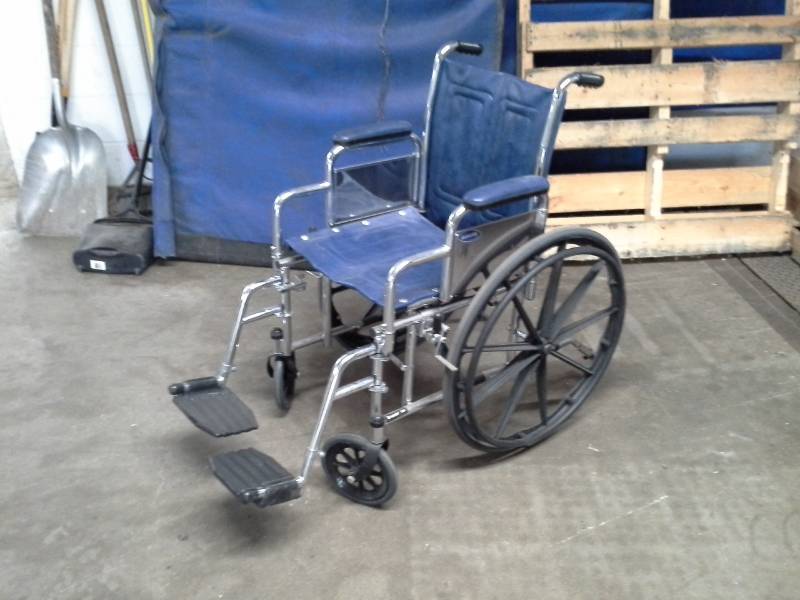 lot 848 image: Invacare Tracer EX Wheelchair